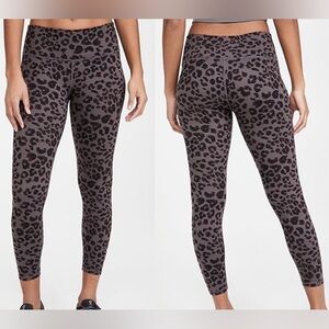 GUC leopard print Varley leggings
